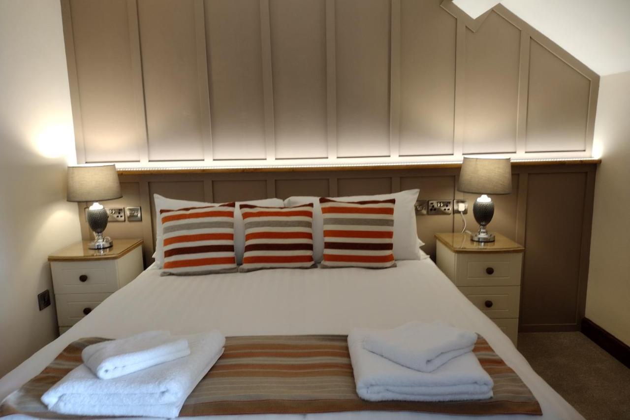 Lion Hotel & Studio Apartments 克里基厄斯 外观 照片