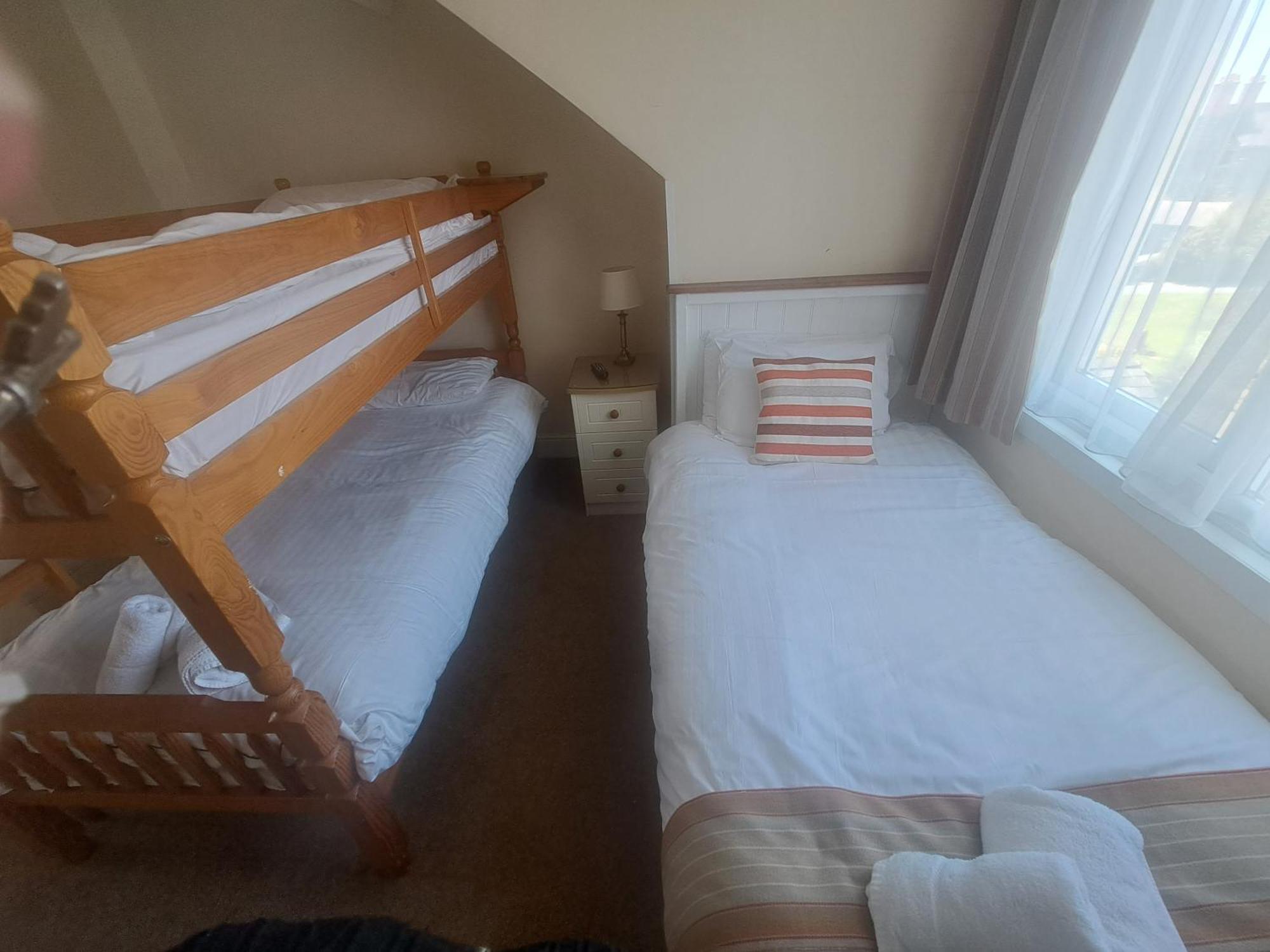 Lion Hotel & Studio Apartments 克里基厄斯 外观 照片